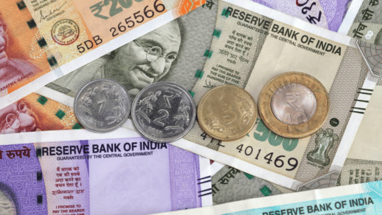 8th Pay Commission: ശമ്പള വർദ്ധനവ് എന്ന് മുതൽ? 8-ാം ശമ്പള കമ്മീഷൻ നടപ്പിലാക്കുന്നത് ഇങ്ങനെ 8th Pay Commission: ശമ്പള വർദ്ധനവ് എന്ന് മുതൽ? 8-ാം ശമ്പള കമ്മീഷൻ നടപ്പിലാക്കുന്നത് ഇങ്ങനെ