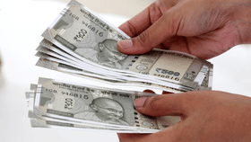 മാർച്ച് അവസാനത്തോടെ ഡിഎ വർദ്ധനവ്, ശമ്പളത്തോടൊപ്പം ലയിപ്പിക്കുമോ?