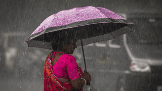 Thiruvananthapuram: തുടർച്ചയായി കറണ്ട് പോയി, തിരുവനന്തപുരം മെഡിക്കൽ കോളേജിൽ രോഗികളടക്കം ലിഫ്റ്റിനുള്ളിൽ കുടുങ്ങി