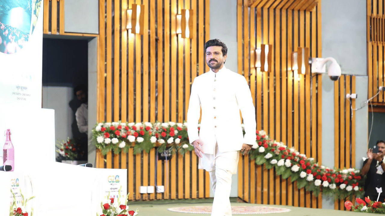 ചൊവ്വാഴ്ചയാണ് അപകടം സംഭവിച്ചത്. താരത്തിന്റെ കണ്ണിന് പരിക്കേറ്റു എന്ന തരത്തിൽ വാർത്തകൾ പ്രചരിച്ചതോടെ ആരാധകർ വലിയ ആശങ്കയിലായിരുന്നു.
