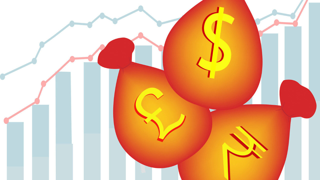 നിലവിലെ പ്രവണത തുടർന്നാൽ രൂപയുടെ മൂല്യം ഇനിയും ഇടിയുമെന്നാണ് വിദഗ്ധർ പറയുന്നത്. നിലവിൽ ഏറ്റവും ഭീകരമാ. അവസ്ഥയിലൂടെയാണ് രൂപ കടന്ന് പോകുന്നത്. ആഗോളവിപണിയിലെ മാറ്റങ്ങളം ട്രംപിന്റെ നയങ്ങളും രൂപയ്ക്ക് വെല്ലുവിളി ഉയർത്തുന്നു.