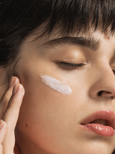 വെളിച്ചെണ്ണ ഉണ്ടോ? സൺസ്ക്രീൻ വീട്ടിൽ തന്നെ തയ്യാറാക്കാം