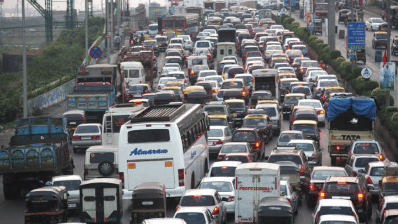 Kochi Traffic Restrictions: കൊച്ചി നഗരത്തിൽ ഇന്ന് ഗതാഗതനിയന്ത്രണം; ഈ വഴിയൊന്നും പോയേക്കല്ലേ...
