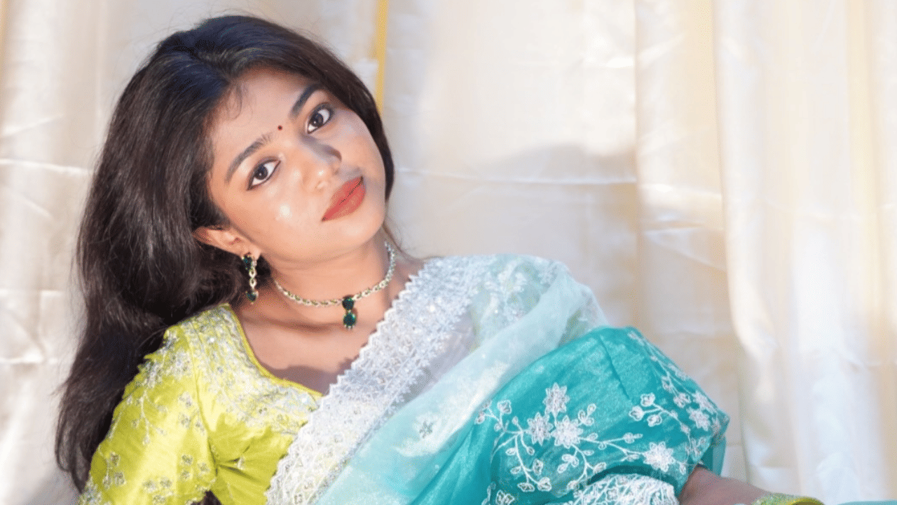 ഇന്ത്യയിൽ വിജയ് ദേവരക്കൊണ്ടയ്ക്കും എനിക്കും മാത്രമാണ് ഈ അവസരം ലഭിച്ചത്. യുഎസ്ഡി പേയ്മെന്റാണ്, എന്നായിരുന്നു മച്ചാൻസ് വ്ലോ​ഗിന്റെ പോഡ്കാസ്റ്റിൽ അമല പറഞ്ഞത്. (Image Credit: Instagram)
