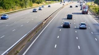 പാൽഘറിൽ ഭക്തിസാന്ദ്രമായി BAPS സ്വാമിനാരായൺ മന്ദിർ മൂർത്തി പ്രതിഷ്ഠാ മഹോത്സവം