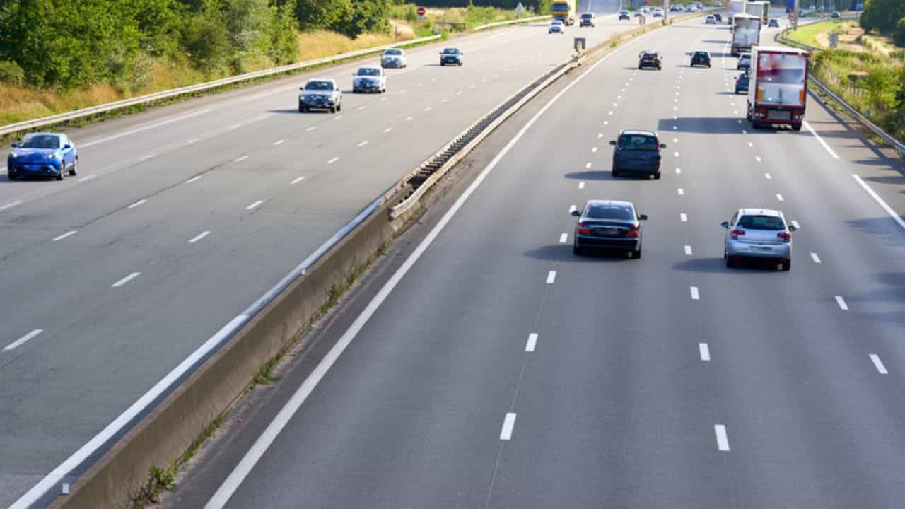 Chennai-Bengaluru Expressway: ചെന്നൈ-ബെംഗളൂരു എക്‌സ്പ്രസ് വേ തുറന്നു; എന്നാല്‍ ഇതിനപ്പുറം പോകാന്‍ പറ്റില്ല