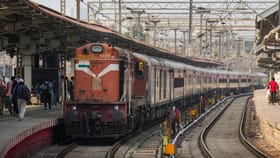 ബെം​ഗളൂരുവിൽ നിന്ന് നാട്ടിലെത്താൻ ഇത്രയും പണമോ!;ചിലവ് പാതിയാക്കാം