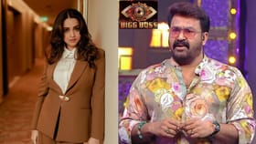 ലാലേട്ടനെ കാണാൻ കൊതിച്ചവർക്ക് മുന്നിലേക്ക് ഭാവന, ഒപ്പം ഇവരും