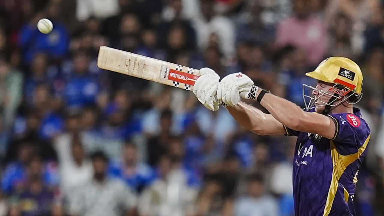 Cameron Green: 25 കോടിയുടെ മുതല് 25 സെക്കന്ഡ് പോലും ക്രീസിലില്ല; ആ പൈസ വല്ല പാവങ്ങള്ക്കും കൊടുത്തിരുന്നെങ്കില്! കാമറൂണ് ഗ്രീനിനെതിരെ ആരാധകര് Cameron Green: 25 കോടിയുടെ മുതല് 25 സെക്കന്ഡ് പോലും ക്രീസിലില്ല; ആ പൈസ വല്ല പാവങ്ങള്ക്കും കൊടുത്തിരുന്നെങ്കില്! കാമറൂണ് ഗ്രീനിനെതിരെ ആരാധകര്