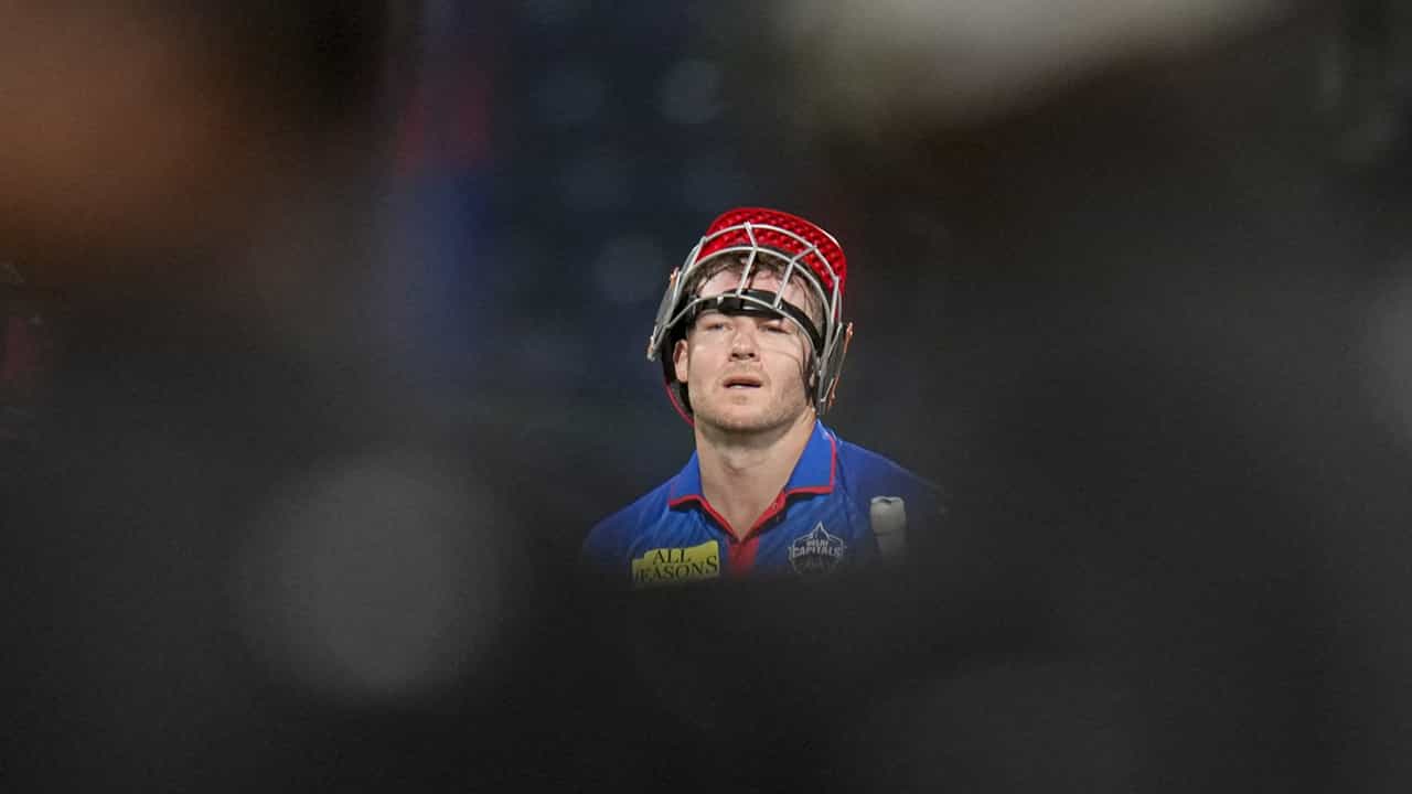 David Miller: അദ്ദേഹത്തിന്റെ സിക്സറുകളാണ് ജയത്തിന് അടുത്തെത്തിച്ചത്; മില്ലറെ പിന്തുണച്ച് അക്സര് David Miller: അദ്ദേഹത്തിന്റെ സിക്സറുകളാണ് ജയത്തിന് അടുത്തെത്തിച്ചത്; മില്ലറെ പിന്തുണച്ച് അക്സര്