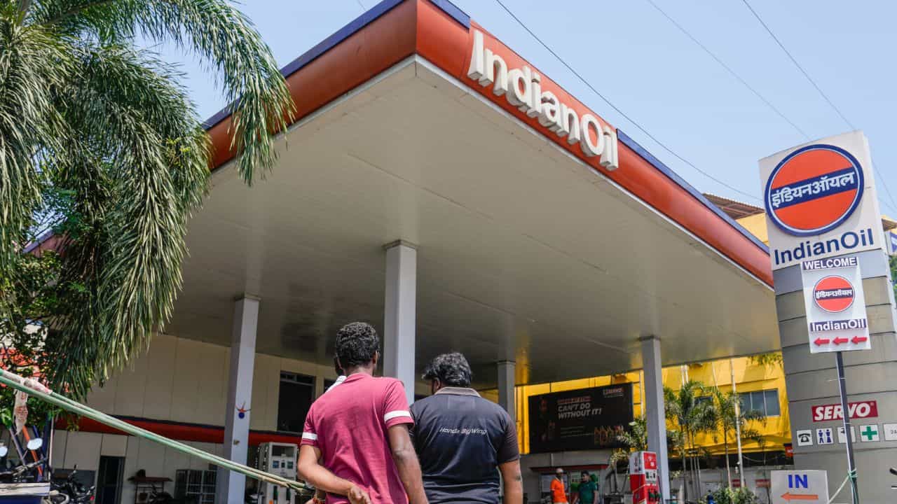 Diesel-Fuel Export Duties Hiked; തിരിച്ചടി! ഡീസലിൻ്റെയും വിമാന ഇന്ധനത്തിൻ്റെയും കയറ്റുമതി തീരുവ വർധിപ്പിച്ച് കേന്ദ്രം