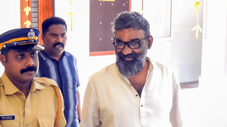 Universal Health Coverage Plan: ഇന്‍ഷുറന്‍സ് ഇല്ലാത്തവര്‍ക്കും സൗജന്യ ചികിത്സ; ആരോഗ്യ പരിരക്ഷ പദ്ധതിയെത്തുന്നു