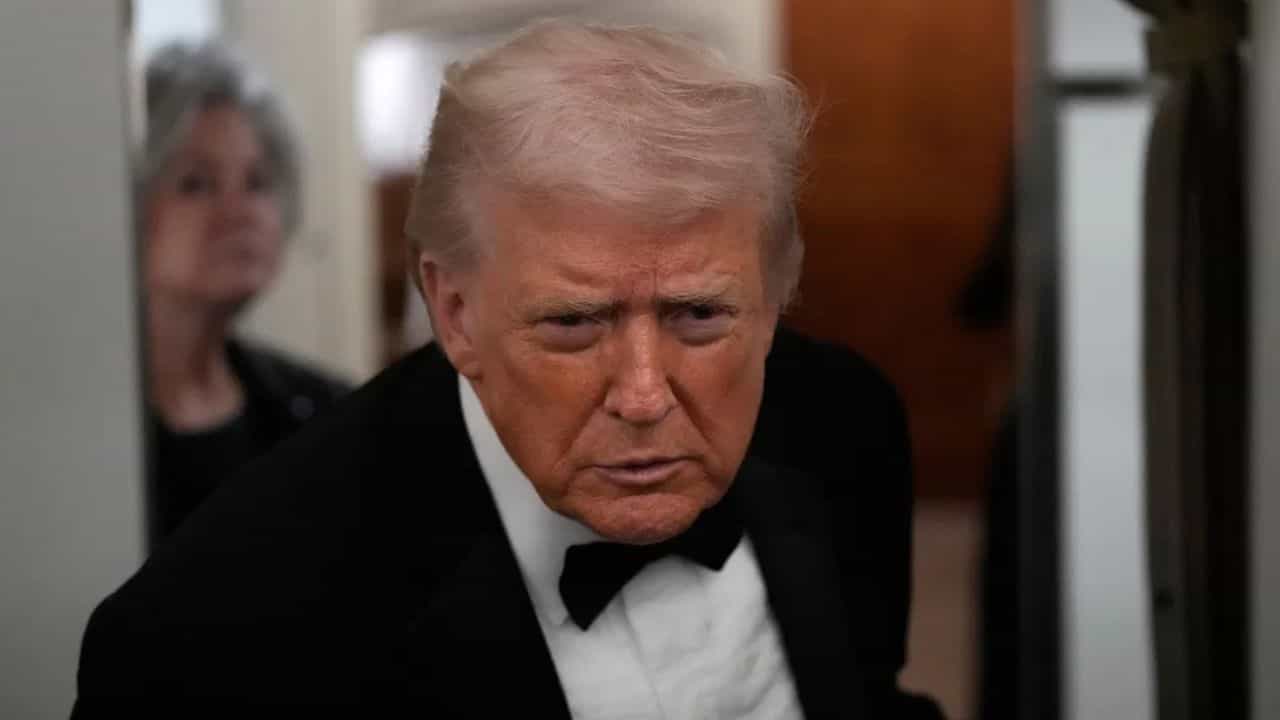 Iran-US Israel Conflict : ഒരിക്കലും തിരിച്ചുവരാനാകാത്ത വിധം ഇറാൻ ഇന്ന് രാത്രിയോടെ അവസാനിക്കും; ട്രംപ് Iran-US Israel Conflict : ഒരിക്കലും തിരിച്ചുവരാനാകാത്ത വിധം ഇറാൻ ഇന്ന് രാത്രിയോടെ അവസാനിക്കും; ട്രംപ്