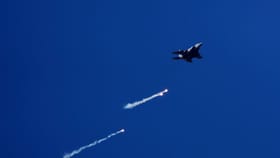 ട്രംപിന്‌ അടിപതറി തുടങ്ങി? യുഎസ് യുദ്ധവിമാനം വെടിവെച്ചിട്ട് ഇറാന്