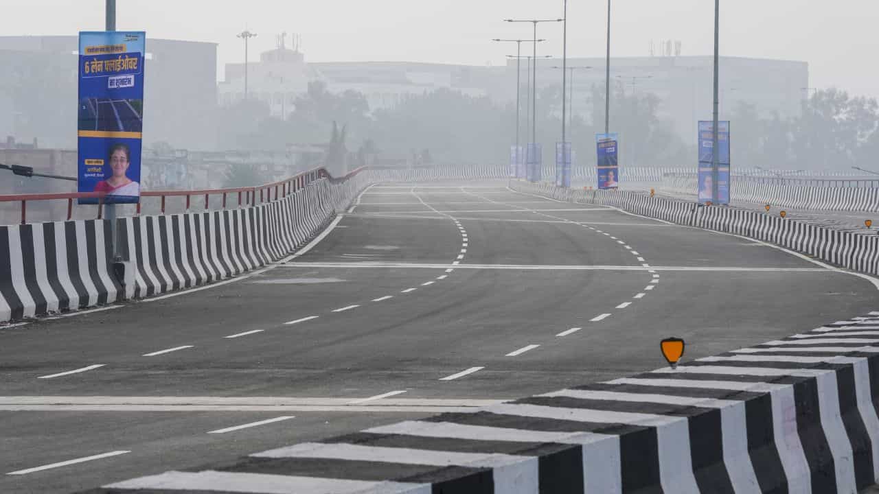 Delhi Traffic: ഗതാഗതക്കുരുക്കിന് വിട; ഡല്‍ഹിയില്‍ വരുന്നു പുത്തന്‍ ഫ്‌ളൈഓവര്‍, അണ്ടര്‍പാസ്...