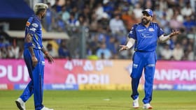 ഹാര്‍ദ്ദിക് നായകസ്ഥാനം ഒഴിയണം; ക്യാപ്റ്റന്‍സി രോഹിത് ശര്‍മയ്ക്ക്