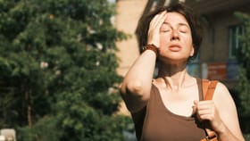 സൂര്യാഘാതമേറ്റ് രണ്ട് മരണം, രാവിലെ 11 മുതൽ 3 വരെ സെൽഫ് ലോക്ക്ഡൗണോ