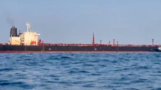 Artemis 2: ലോകമേ സുപ്രഭാതം’; അൻപത് വർഷങ്ങൾക്കിപ്പുറം കിട്ടുന്ന ഭൂമിയുടെ ആ ചിത്രം, പകർത്തിയത് ആർട്ടെമിസ് 2