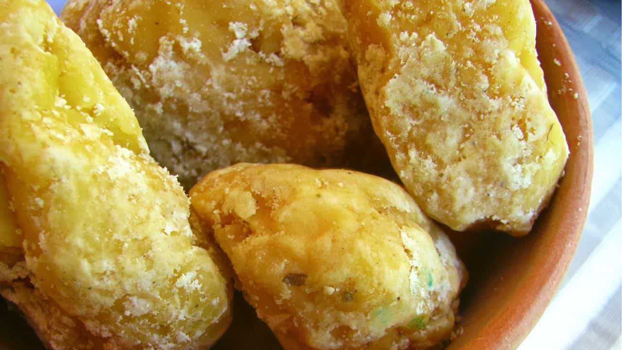 Jaggery: ശർക്കര ശുദ്ധമാണോ? മായം തിരിച്ചറിയാൻ വീട്ടിൽ തന്നെ വഴിയുണ്ട്