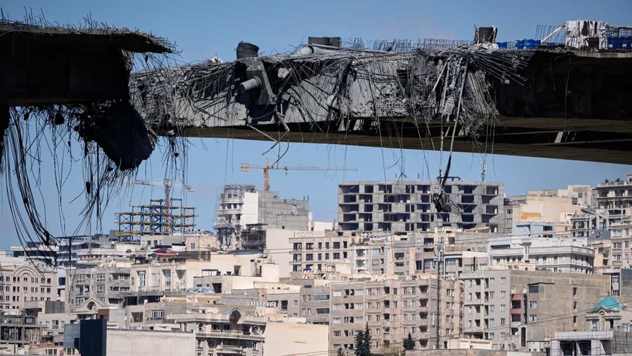 Iran vs Gulf: ബി-1 ആക്രമണത്തില്‍ പ്രതികാരം; ഗള്‍ഫിലെ ഈ പാലങ്ങളെല്ലാം ഇറാന്റെ ഹിറ്റ് ലിസ്റ്റില്‍? ആശങ്ക