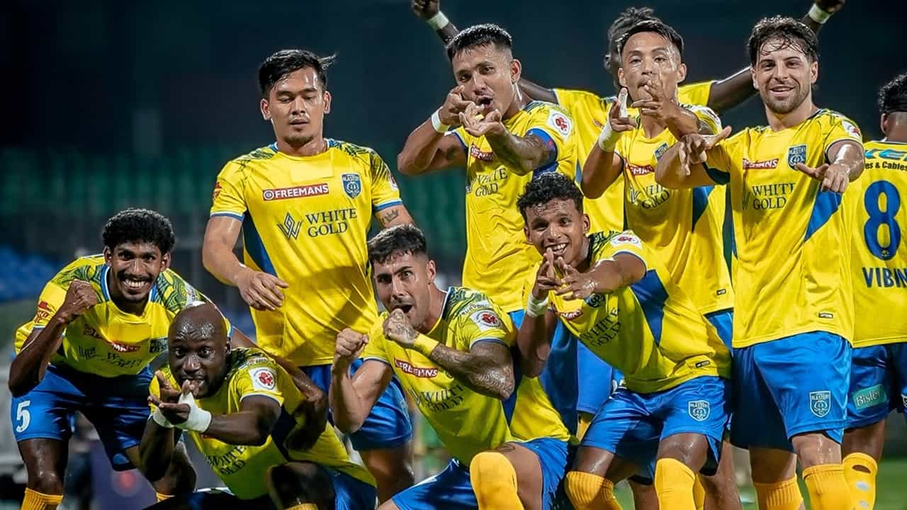 Kerala Blasters: പൊന്നു ബ്ലാസ്റ്റേഴ്‌സേ ഇവരെയെങ്കിലും നഷ്ടപ്പെടുത്തരുതേ; അടുത്ത സീസണിലും ഈ താരങ്ങള്‍ മതി! ആരാധകര്‍ക്ക് പറയാനുള്ളത്‌