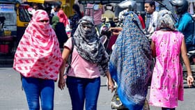 ഇന്നും പൊള്ളുന്ന ചൂട് തന്നെ, ഈ ജില്ലകളിൽ മുന്നറിയിപ്പ്; കാലാവസ്ഥ