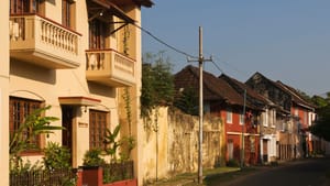 Kochi Rent: കൊച്ചി പഴയ കൊച്ചിയല്ല! വാടക കൊടുത്ത് മുടിയും, നഗരം വിട്ടാലോ?