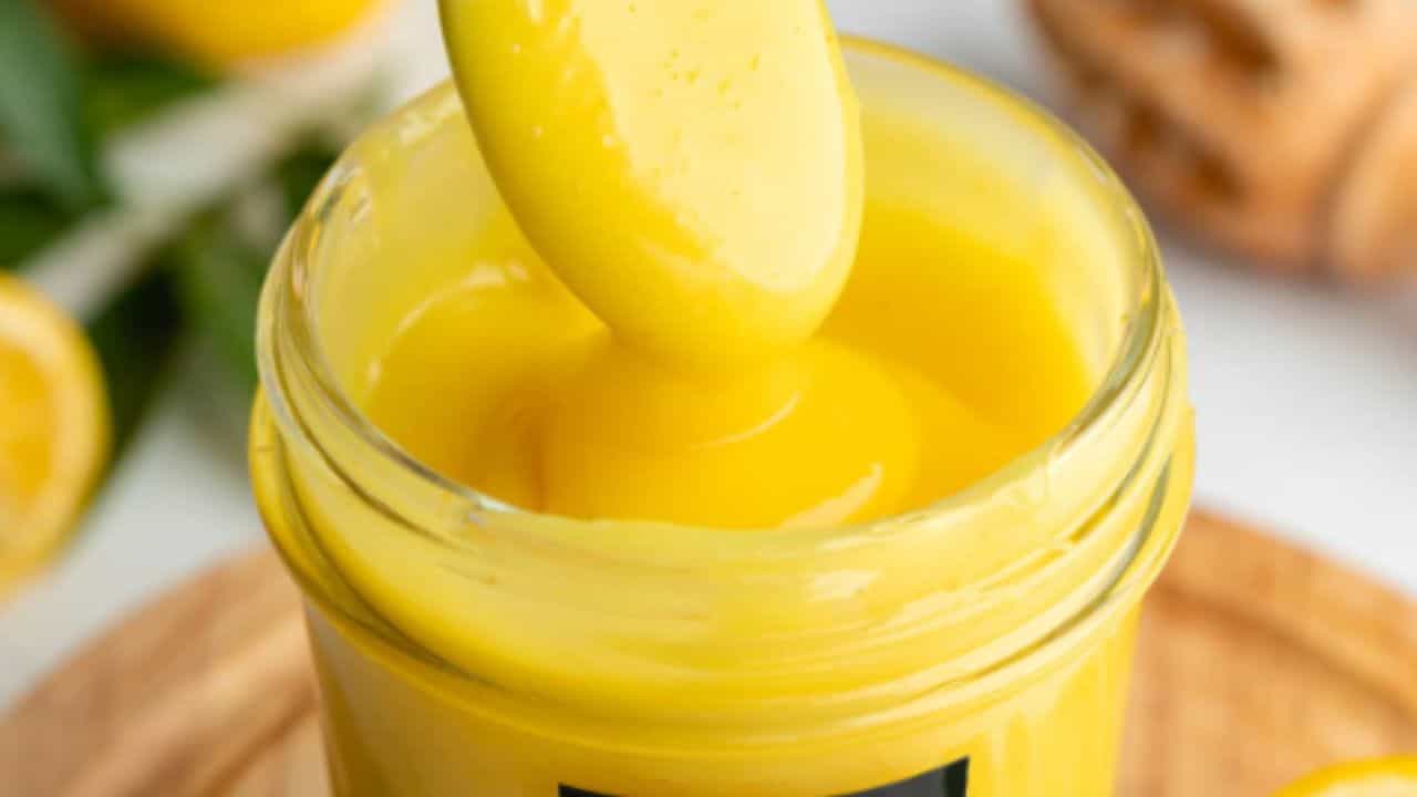 Lemon Curd Recipe: ഇനി മയണൈസ് വേണ്ട, ബ്രെഡിനും കേക്കിനും കൂട്ടായി ലെമൺ കേഡ് മതി Lemon Curd Recipe: ഇനി മയണൈസ് വേണ്ട, ബ്രെഡിനും കേക്കിനും കൂട്ടായി ലെമൺ കേഡ് മതി