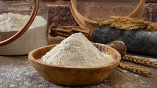 Easter 2026: പൊന്നൊളിയിൽ കല്ലറ മിന്നുന്നു… ഉയർത്തെഴുന്നേൽപ്പിന്റെ ഈസ്റ്റർ ആശംസകൾ കൈമാറാം