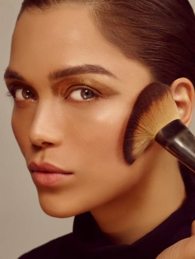 5 മിനിറ്റില്‍ ഒരു മേക്കോവറായാലോ? സിമ്പിള്‍ മേക്കപ്പ്  ഗൈഡ്