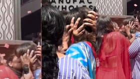 ചേച്ചിയെ ഒരുപാട് ഇഷ്ടമാണ്; മഞ്ജു വാര്യരെ കടന്നുപിടിച്ച് ചുംബിച്ച്