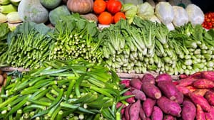 Market Price: വിലയിൽ പൊള്ളിച്ച് മീൻ, പച്ചക്കറി, വെളിച്ചെണ്ണ വേറെ…..ഇന്നത്തെ വില നിരക്ക്