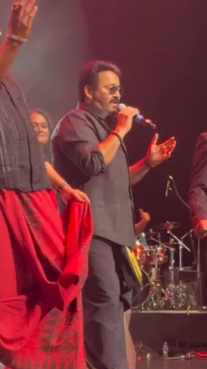 Viral Video: ലാലേട്ടൻ ആ പാട്ട് പിന്നെയും പാടി, സംഭവം വൈറൽ