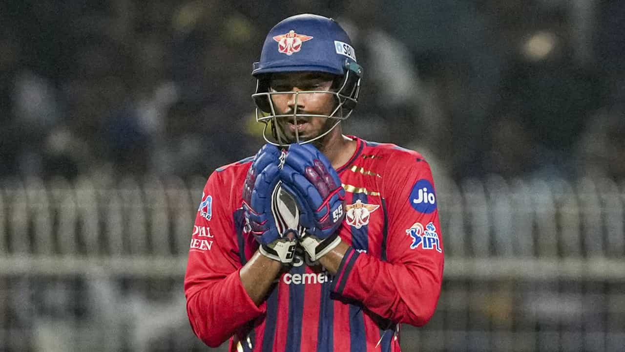 Mukul Choudhary: ലഖ്‌നൗ തോല്‍വി ഉറപ്പിച്ചപ്പോള്‍ രക്ഷകനായി അവതരിച്ച 21-കാരന്‍; ആരാണ് മുകുള്‍ ചൗധരി?