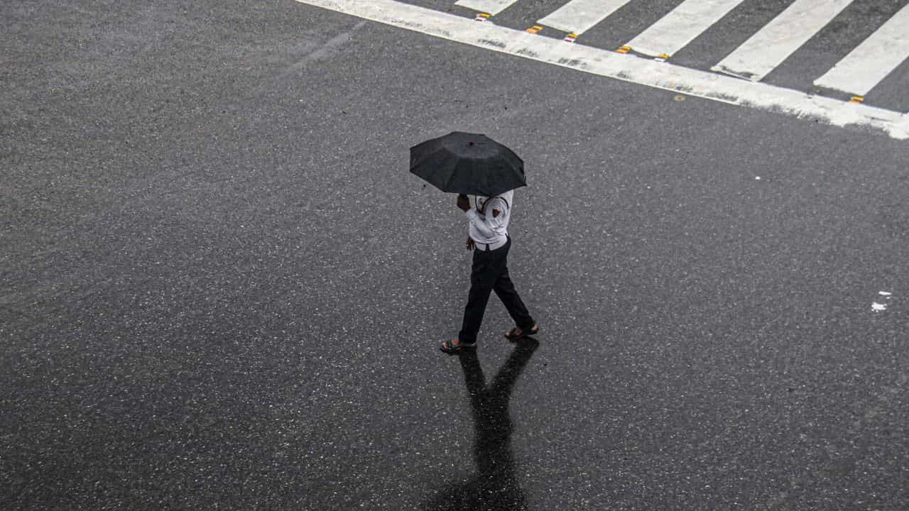 Mumbai Weather: കൊടും ചൂടിനിടെ ഇടിമിന്നലെത്തുന്നു; മുംബൈയില്‍ ഇന്ന് കാലാവസ്ഥ വളരെ മോശം