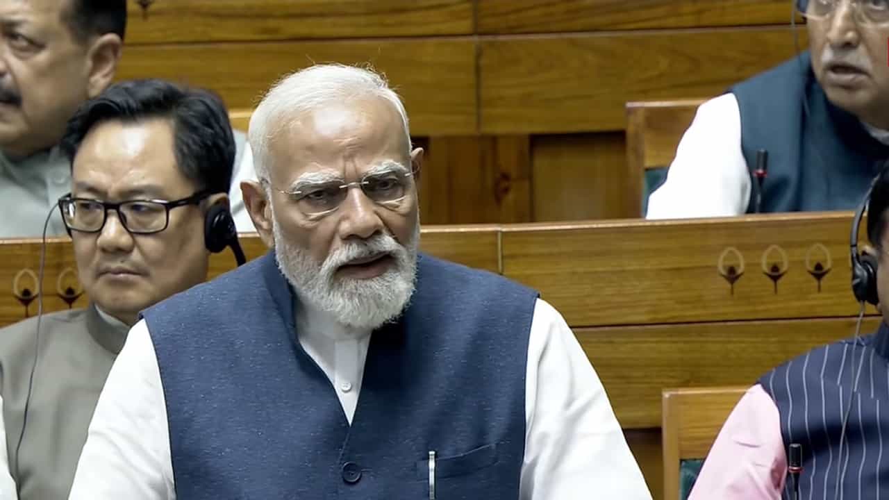 PM Narendra Modi: വനിതാ സംവരണ ബിൽ ഇന്ത്യയ്ക്ക് പുതിയ ദിശാബോധം നൽകുമെന്ന് പ്രധാനമന്ത്രി PM Narendra Modi: വനിതാ സംവരണ ബിൽ ഇന്ത്യയ്ക്ക് പുതിയ ദിശാബോധം നൽകുമെന്ന് പ്രധാനമന്ത്രി
