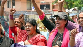 പോടാ പുല്ലേ പോലീസില്‍ ശ്രീലേഖയ്ക്ക് ഇന്ന് നോട്ടീസ് നല്‍കും;