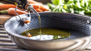 Kidney Stones: 12 ഗ്ലാസ് വെള്ളം കുടിച്ചാൽ കിഡ്‌നി സ്റ്റോൺ മാറുമോ? യൂറോളജിസ്റ്റ് പറയുന്നു