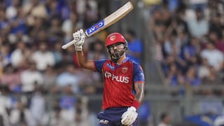 Lungi Ngidi Injury : വീണത് തലയടിച്ച്, സ്റ്റേഡിയത്തിനുള്ളിലേക്ക് ആംബുലൻസ് എത്തി; ഡൽഹിയുടെ ലുങ്കി എൻഗിഡിക്ക് ഗുരുതര പരിക്ക്