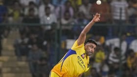 R Ashwin: മാത്രെയ്ക്ക് മുമ്പ് ബാറ്റ് ചെയ്യേണ്ടത് ബ്രെവിസോ, ദുബെയോ! ചെന്നൈയുടെ സ്ട്രാറ്റജി ഇഷ്ടപ്പെടാതെ അശ്വിന്‍...