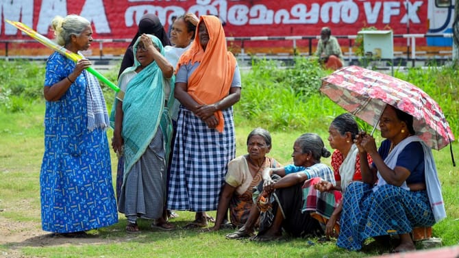 12 ജില്ലകളിൽ കൊടുംചൂട്, തണുപ്പിക്കാൻ മഴ പിന്നാലെയുണ്ട്