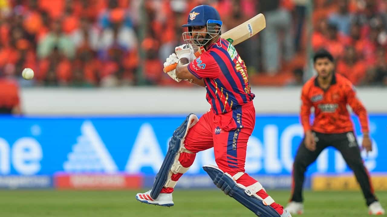 LSG vs SRH: ഇന്ന് ഗോയങ്ക സന്തോഷിക്കും; അര്ധ സെഞ്ചുറിയുമായി പന്ത്; ലഖ്നൗവിന് തകര്പ്പന് ജയം LSG vs SRH: ഇന്ന് ഗോയങ്ക സന്തോഷിക്കും; അര്ധ സെഞ്ചുറിയുമായി പന്ത്; ലഖ്നൗവിന് തകര്പ്പന് ജയം