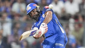 Rohit Sharma: സ്‌കാനിങിന് വിധേയനായി രോഹിത് ശര്‍മ; പഞ്ചാബിനെതിരെ കളിക്കുന്നത് സംശയത്തില്‍...
