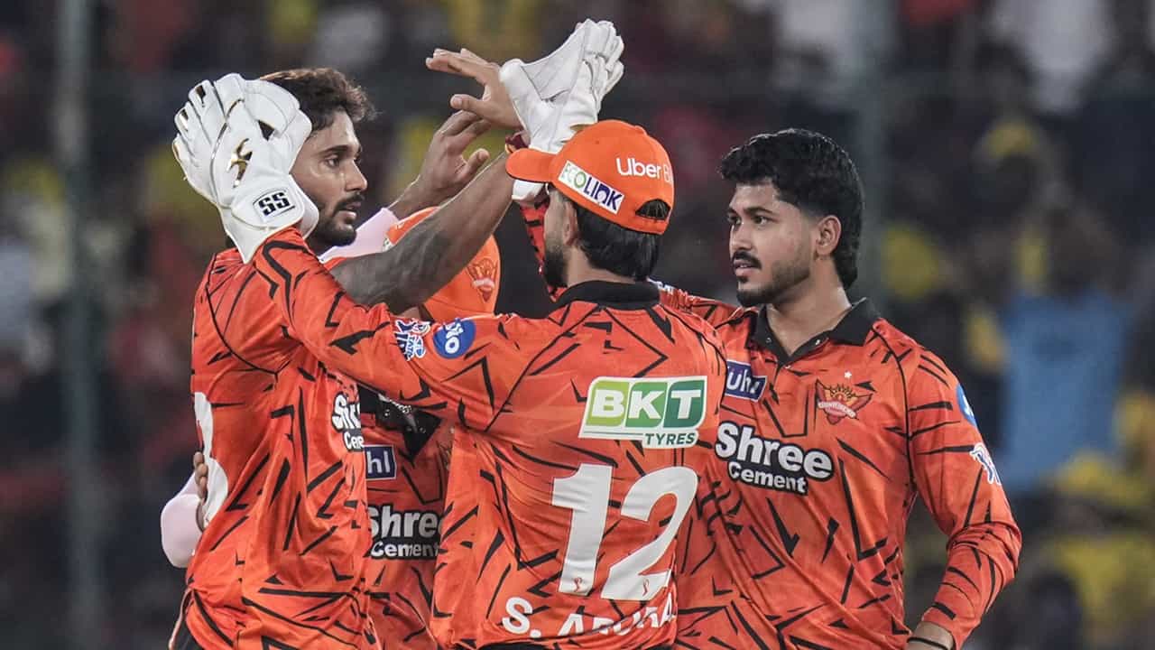 CSK vs SRH: ആവേശം അവസാന ഓവര്‍ വരെ; ഒടുവില്‍ സണ്‍റൈസേഴ്‌സിനോട് പൊരുതിത്തോറ്റ് ചെന്നൈ