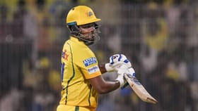 സഞ്ജുവിന്റെ കഷ്ടകാലം തുടരുന്നു; ആര്‍സിബിക്കെതിരെയും നിരാശ