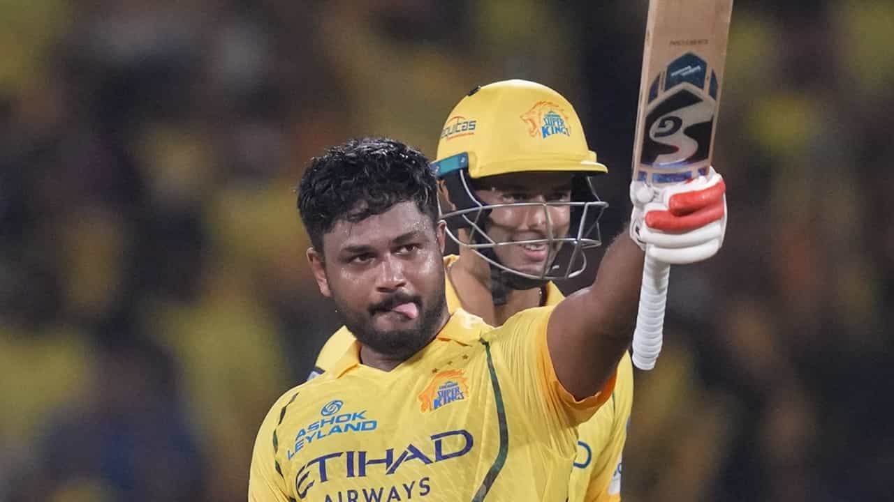 Sanju Samson: ഫോമിലേക്ക് തിരികെയെത്തി സഞ്ജു സാംസണ്‍; 52 പന്തില്‍ സെഞ്ചുറി
