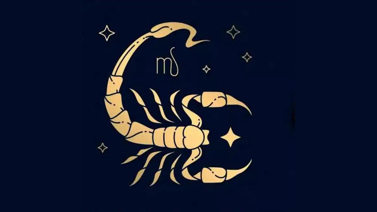 വൃശ്ചികം: ഈ സമയത്ത് രാശിക്കാരെ സംബന്ധിച്ച് നേട്ടങ്ങളുടെയും സൗഭാഗ്യങ്ങളുടെയും സമയമാണ്. ജീവിതത്തിൽ ആഗ്രഹിച്ചതെല്ലാം നടക്കും. നിങ്ങളുടെ കഠിനാധ്വാനം വിലമതിക്കപ്പെടും. നിങ്ങളുടെ സാമൂഹിക നില ശക്തിപ്പെടും. സാമ്പത്തിക സ്ഥിതിഗണ്യമായി വളരും. പുതിയ വരുമാന മാർഗങ്ങൾ തുറന്നവരും. ആരോഗ്യ പ്രശ്നങ്ങൾ കുറയും. ക്ഷമയോടെ ചിന്തിച്ചു കാര്യങ്ങൾ ചെയ്താൽ എല്ലാം നിങ്ങൾക്ക് അനുകൂലമായി വരും. അമിത കോപവും ദേഷ്യവും നിയന്ത്രിക്കണം. ഒരാളെയും ചെറുതായി കാണരുത്. നല്ല കർമ്മങ്ങൾ ചെയ്താൽ നല്ല ഫലങ്ങൾ ലഭിക്കും.