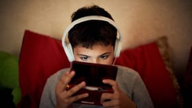 ഫോൺ ഉപയോഗം കുട്ടികളിൽ ഓട്ടിസത്തിന് കാരണമാകുമോ?