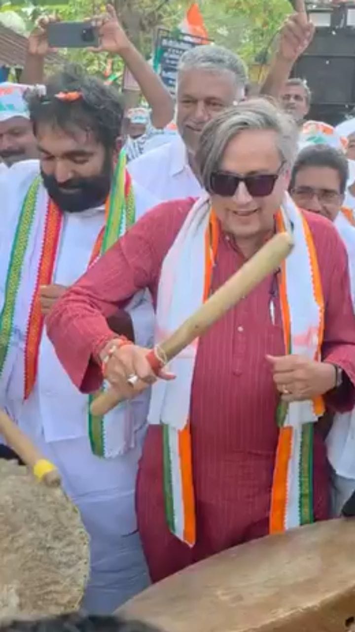 പ്രധാനമന്ത്രി മാത്രമല്ല, തരൂരും ചെണ്ടകൊട്ടി