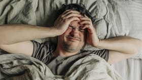 രാത്രിയിലെ ചൂട് മൂലം ഉറക്കം കിട്ടുന്നില്ലേ? ഈ കാര്യങ്ങള്‍ ചെയ്യൂ